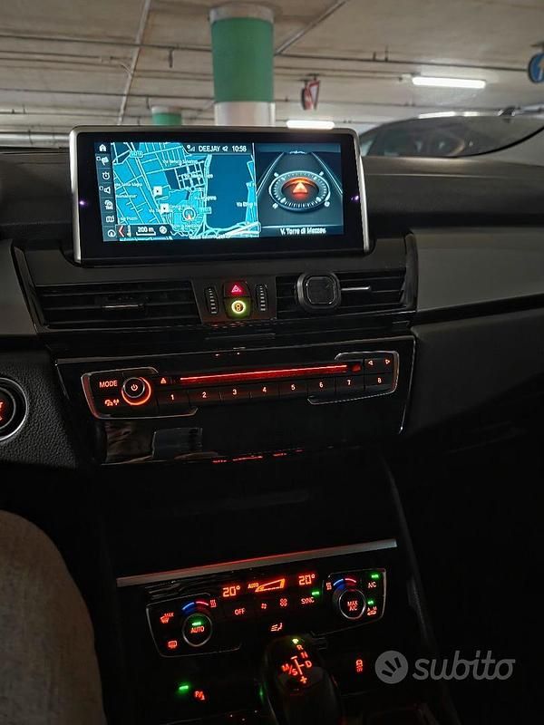 Usata BMW 218 Active Tourer Efficient Dynamics 150 CV (110 kW) 2017 Bianco Monovolume