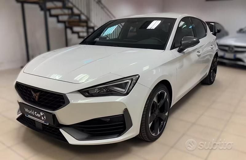 Usata Cupra Leon 150 CV (110 kW) 2023 Bianco Berlina