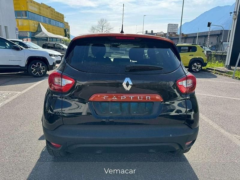Usata Renault Captur 90 CV (66 kW) 2013 Nero SUV
