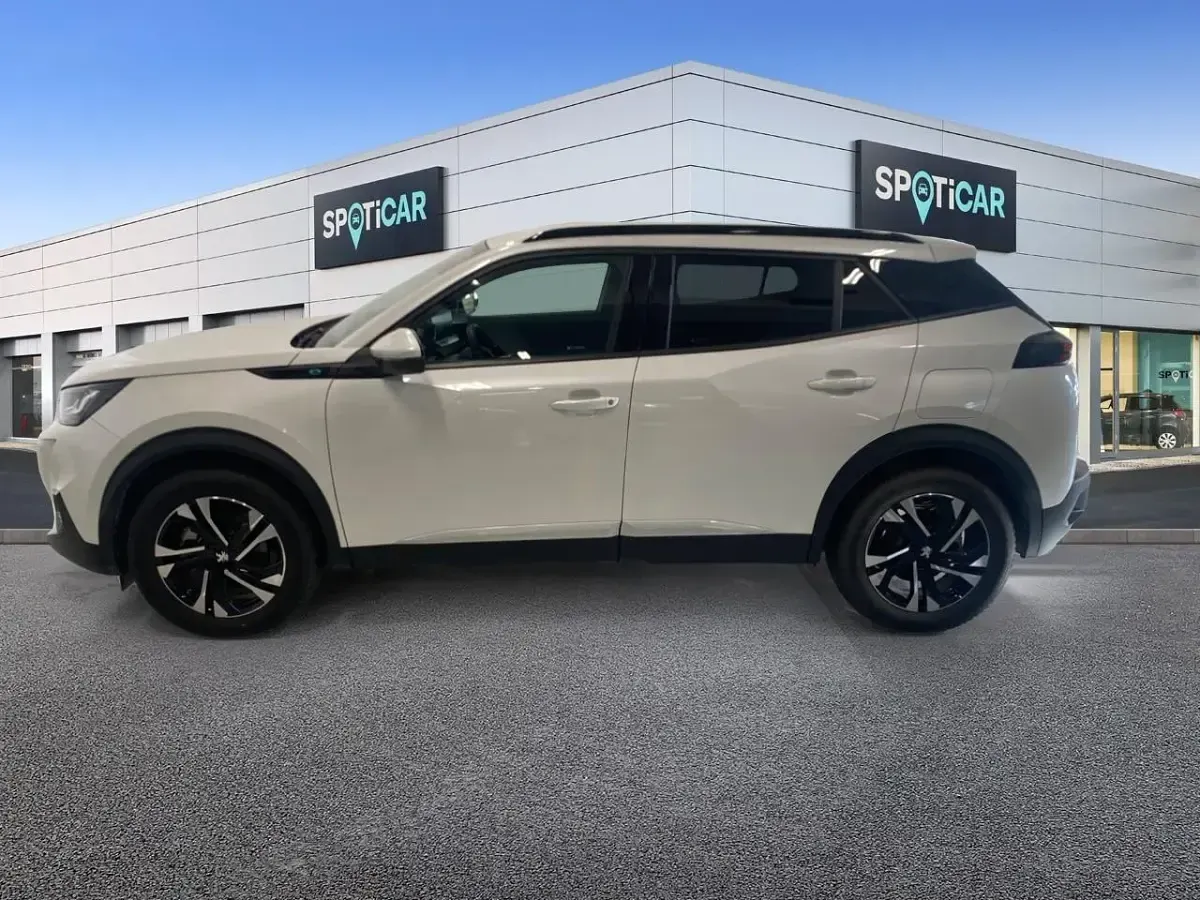 Usata Peugeot e-2008 Allure 100 kW (136 CV) 2021 Bianco SUV