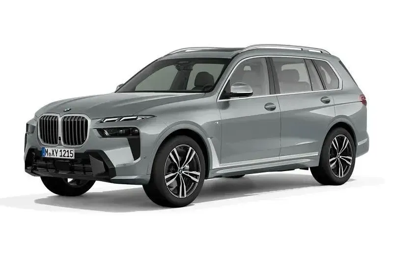 Nuova BMW X7 Efficient Dynamics 352 CV (258 kW) 2026 Nero SUV