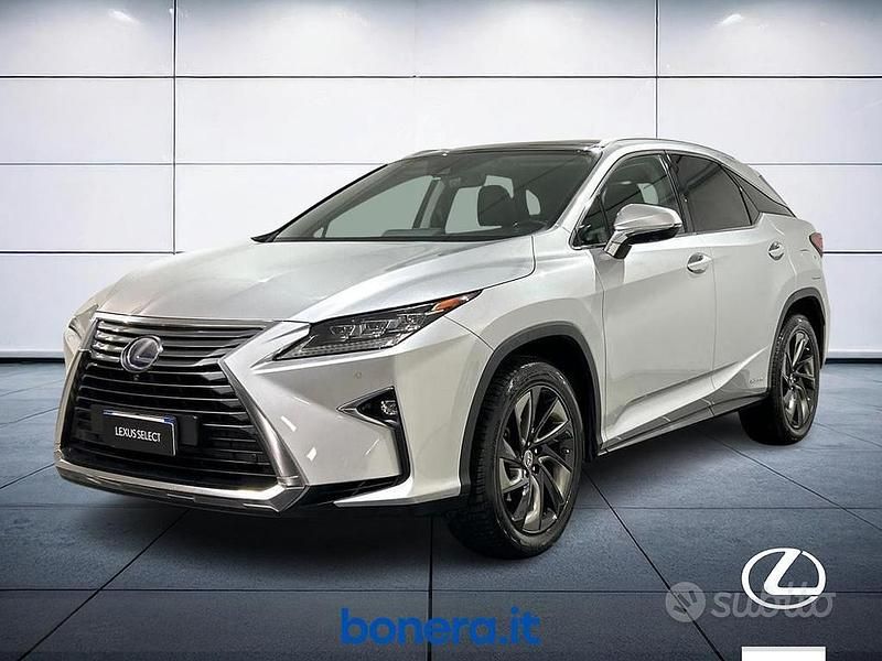Usata Lexus RX450h Luxury Line 313 CV (230 kW) 2017 Argento SUV