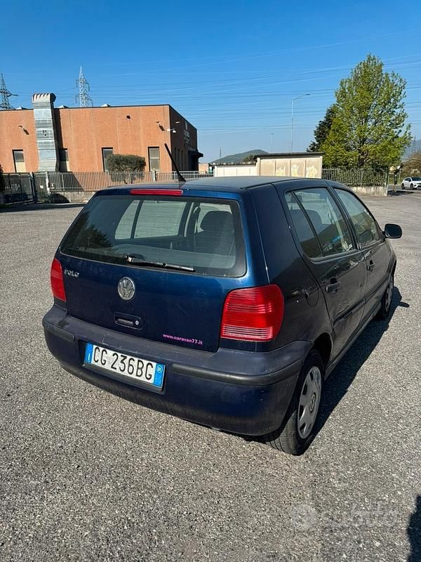 Usata VW Polo 60 CV (44 kW) 2001 Blu Utilitaria