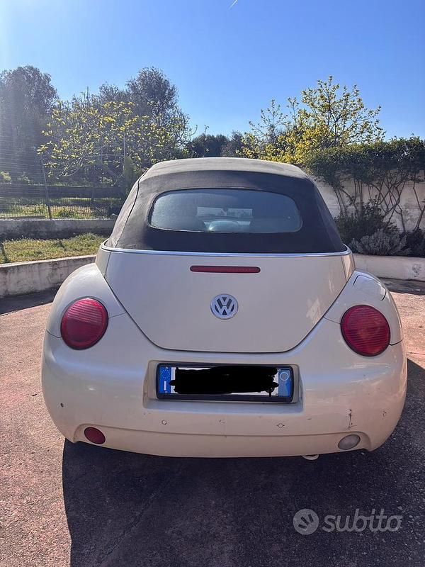Usata VW New Beetle 2004 Utilitaria