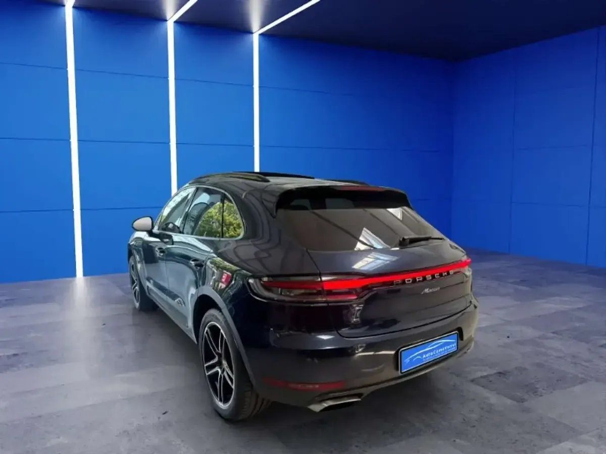Usata Porsche Macan 245 CV (180 kW) 2019 Blu/azzurro SUV