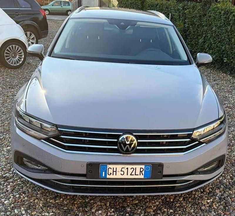 Usata VW Passat Executive 150 CV (110 kW) 2022 Station wagon