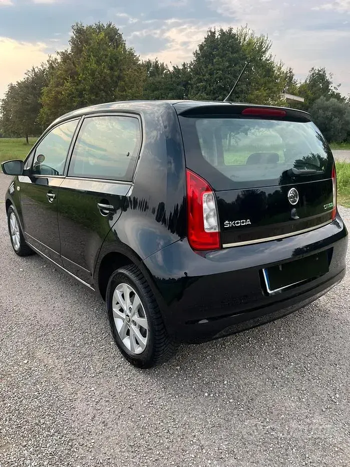 Usata Skoda Citigo 68 CV (50 kW) 2014 Utilitaria