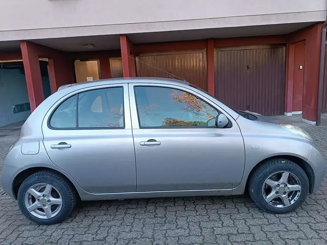 Usata Nissan Micra Acenta 80 CV (58 kW) 2005 Grigio Berlina