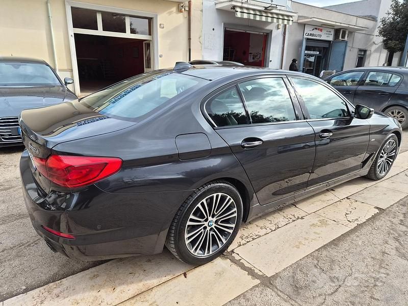 Usata BMW 520 2018 Grigio Berlina