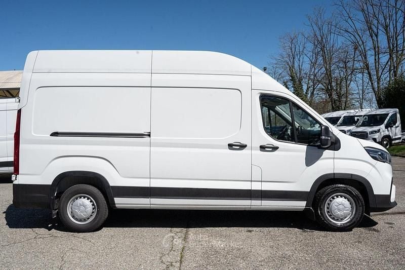 Nuova Maxus V90 150 CV (110 kW) 2025 Bianco Furgone