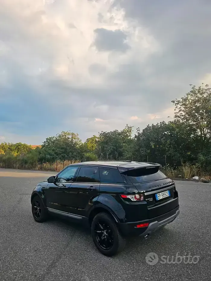 Usata Land Rover Range Rover evoque Prestige 150 CV (110 kW) 2014 Nero SUV