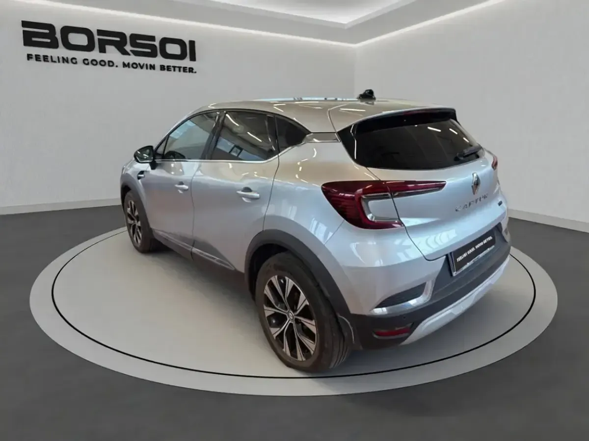Usata Renault Captur Techno 94 CV (69 kW) 2023 Argento met. SUV