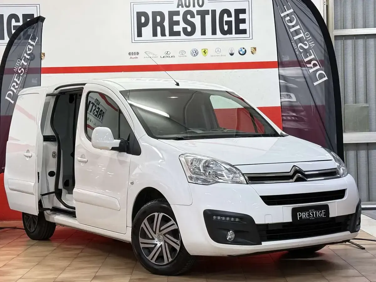 Usata Citroën Berlingo 120 CV (88 kW) 2018 Nero Monovolume