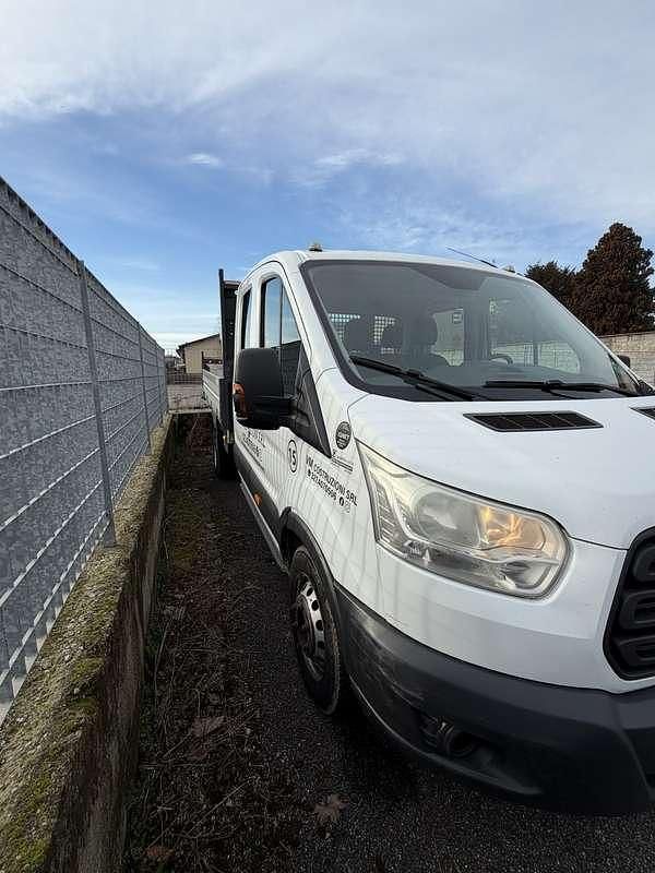Usata Ford Tourneo 131 CV (96 kW) 2016 Blu/azzurro