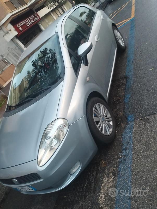 Usata Fiat Grande Punto 2006 Grigio Utilitaria
