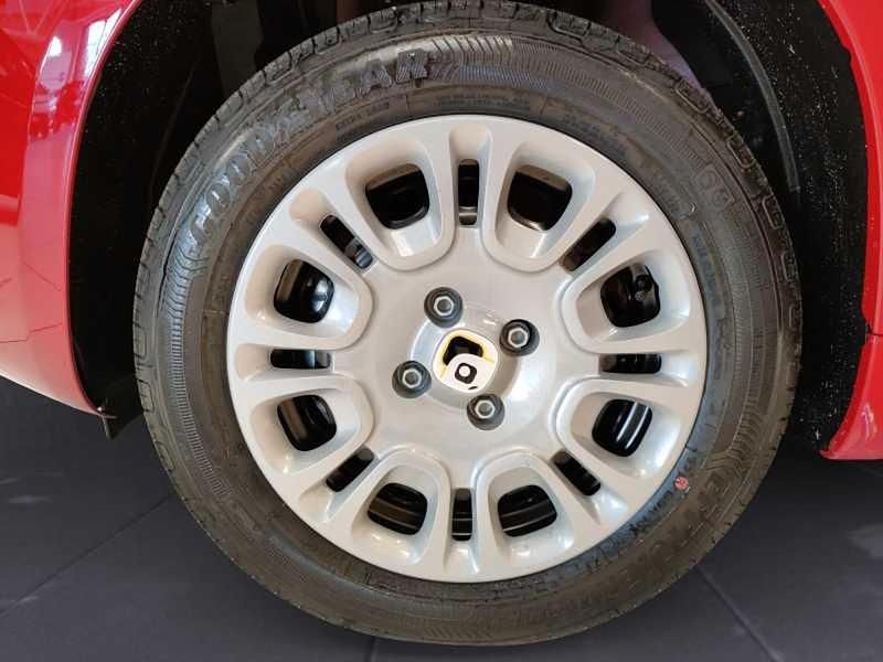 Nuova Fiat Panda 70 CV (51 kW) 2026 Rosso Utilitaria