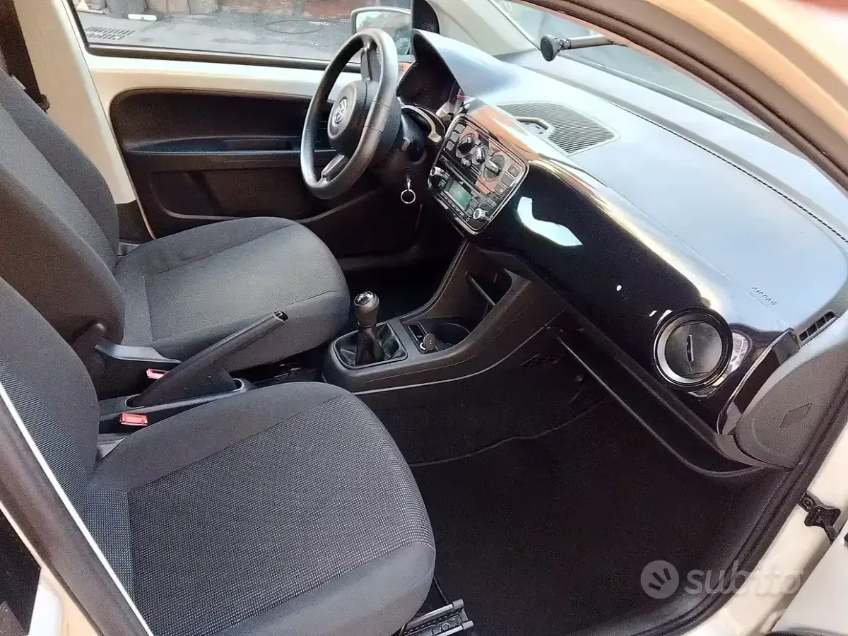Usata VW up! 60 CV (44 kW) 2016 Bianco Utilitaria