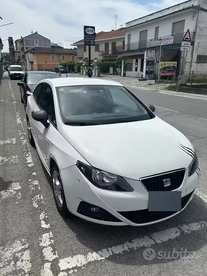 Usata Seat Ibiza 69 CV (50 kW) 2011 Bianco Berlina