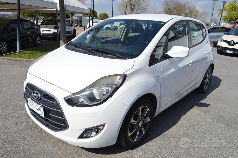Usata Hyundai ix20 Comfort 90 CV (66 kW) 2017 Other Utilitaria