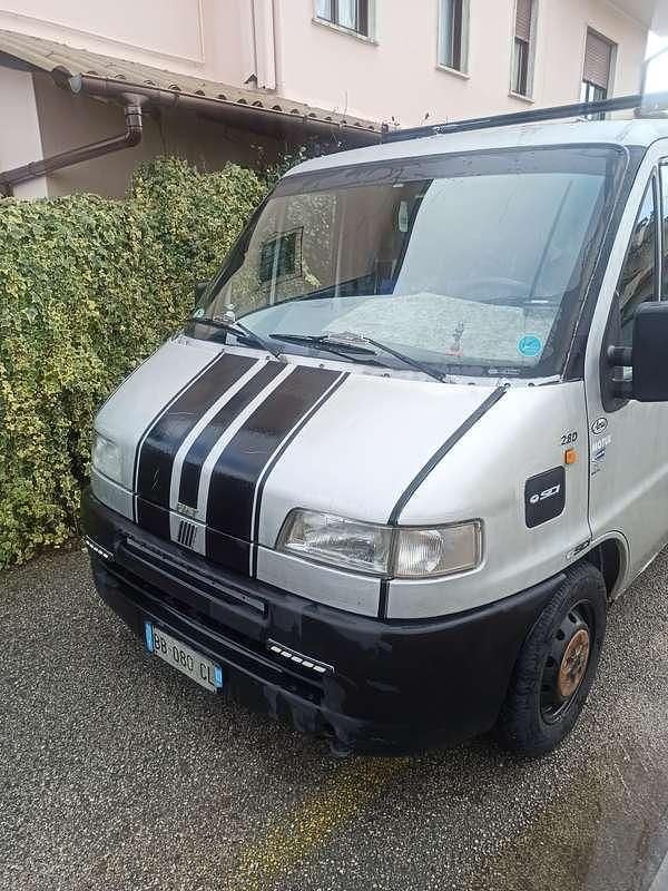 Usata Fiat Ducato 87 CV (63 kW) 1998 Argento Furgone