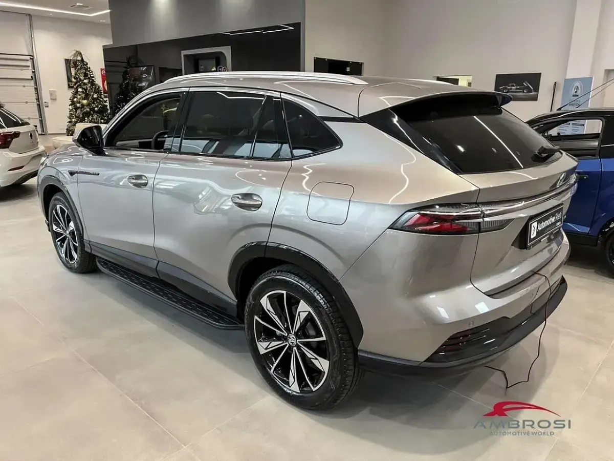 Nuova MG HS Comfort 184 CV (135 kW) 2025 Sterling silver SUV