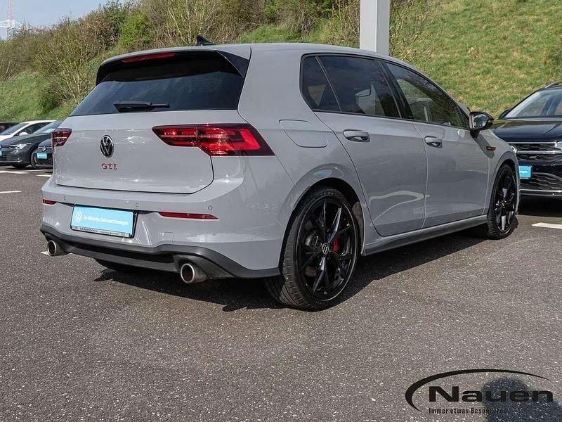 Usata VW Golf VIII Style 245 CV (180 kW) 2023 Grigio Berlina