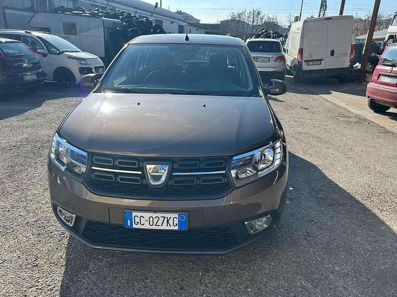 Usata Dacia Sandero Comfort 101 CV (74 kW) 2020 Berlina