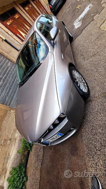 Grigio Usata 2007 Alfa Romeo 159 Station wagon | 700 € (Super prezzo) - Immagine 1/4