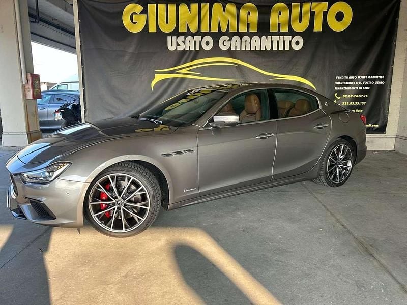 Usata Maserati Ghibli 250 CV (183 kW) 2021 Grigio Berlina