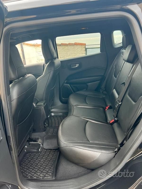 Usata Jeep Compass Night Eagle 131 CV (96 kW) 2020 Nero SUV