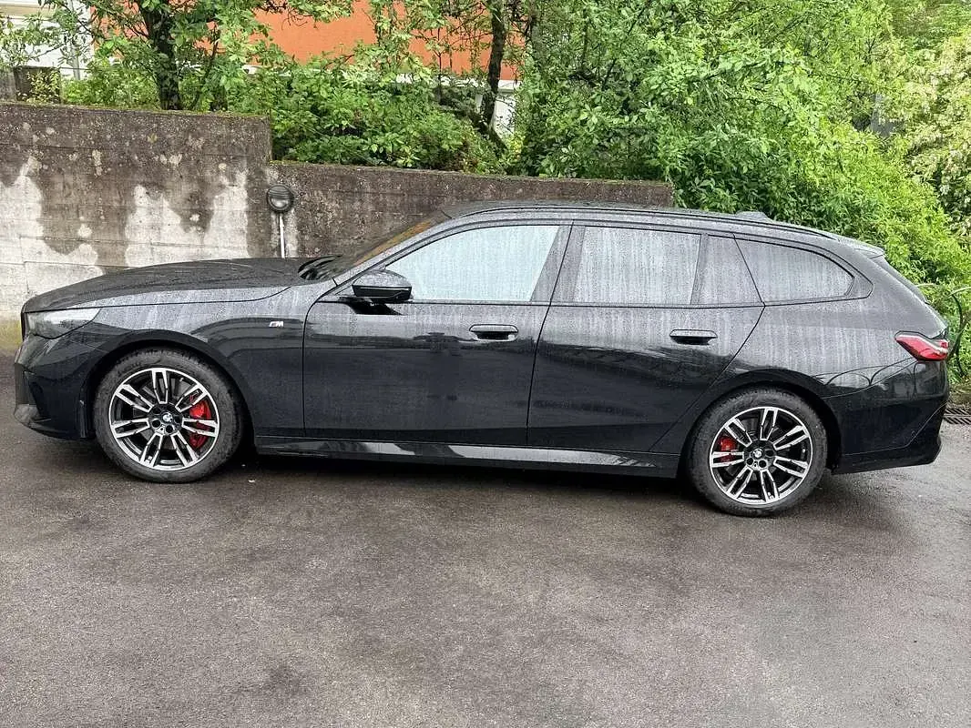 Usata BMW 540 M Sport 303 CV (222 kW) 2024 Nero Station wagon