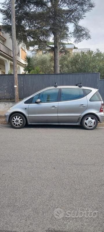 Usata Mercedes A200 116 CV (85 kW) 2004 Grigio Berlina