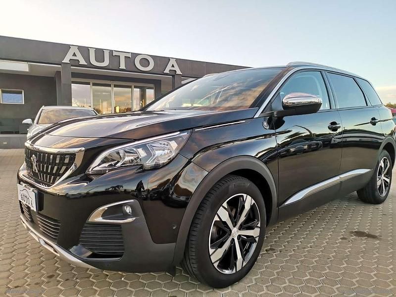 Usata Peugeot 5008 Crossway 131 CV (96 kW) 2020 Nero Berlina