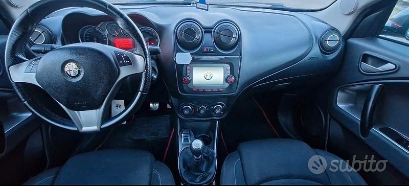 Usata Alfa Romeo MiTo 85 CV (62 kW) 2015 Nero Utilitaria