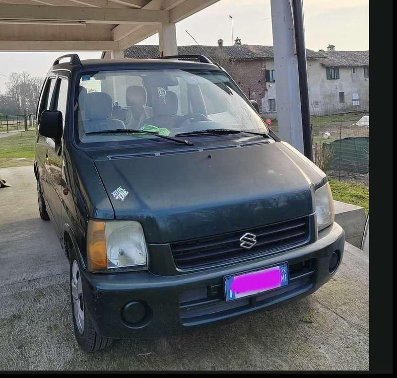 Usata Suzuki Wagon R+ 65 CV (47 kW) 1998 Blu/azzurro Station wagon