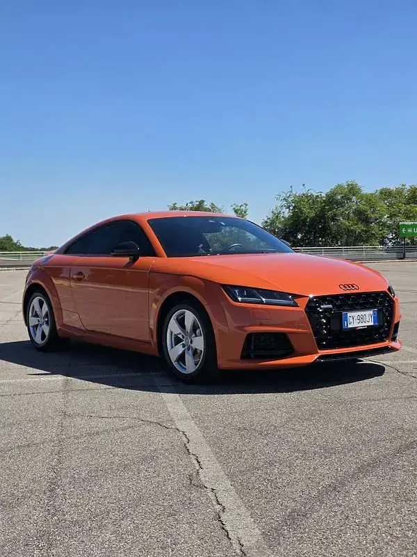 Usata Audi TT Ambiente 245 CV (180 kW) 2019 Arancione Coupé