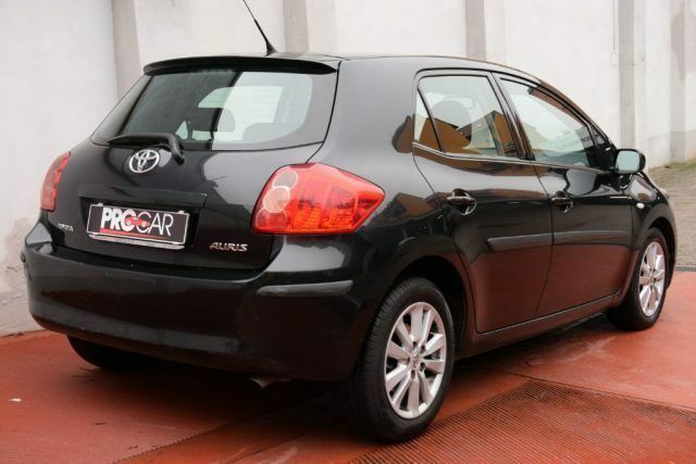 Toyota auris 1.6 m-mt 5 porte sol usato - Autosaloneweb.net