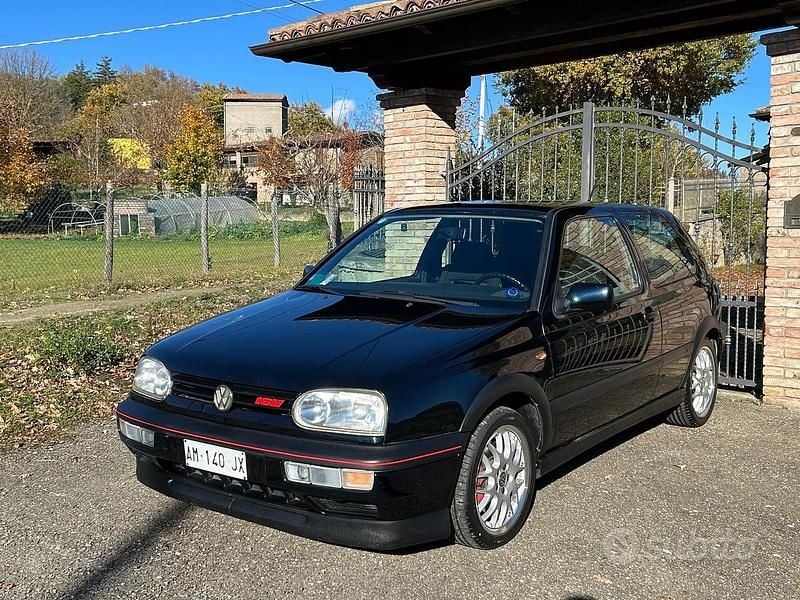 Blu Usata 1996 VW Golf III GTI Tre volumi | 9900 € (Buon prezzo) - Immagine 1/4