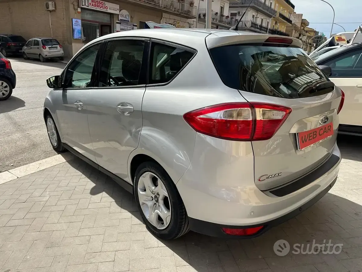 Usata Ford C-MAX 115 CV (84 kW) 2014 Grigio Monovolume