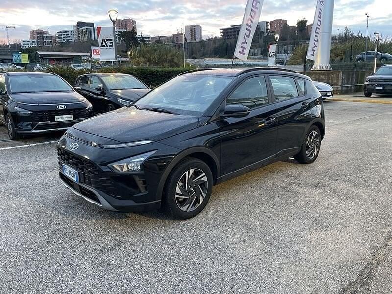 Nero Usata 2022 Hyundai Bayon SUV | 12.950 € (Ottimo prezzo) - Immagine 1/4
