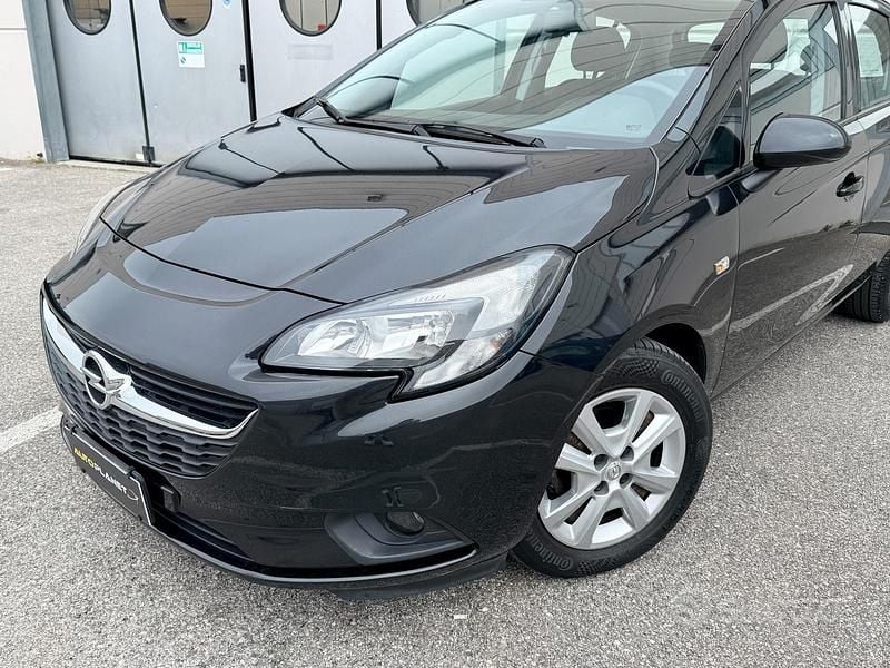 Usata Opel Corsa 90 CV (66 kW) 2016 Nero Utilitaria