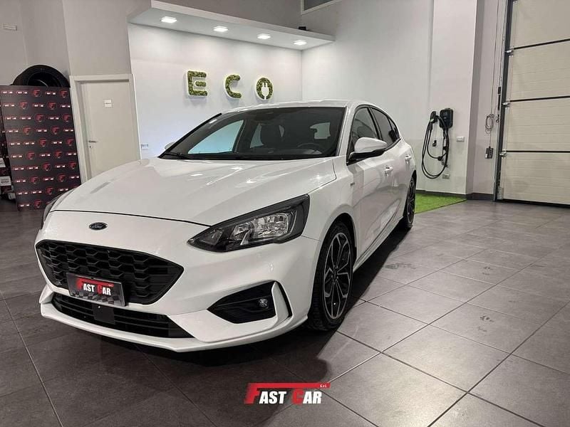 Bianco Usata 2022 Ford Focus ST-Line Berlina | 17.990 € (Buon prezzo) - Immagine 1/4