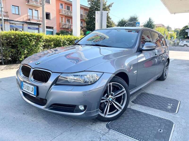 Grigio Usata 2010 BMW 320 M Sport Station wagon | 4900 € (Buon prezzo) - Immagine 1/4