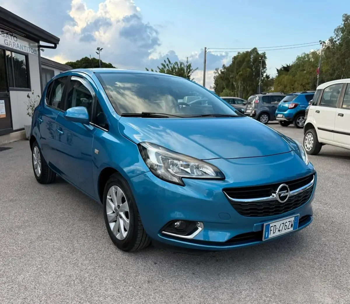 Usata Opel Corsa 75 CV (55 kW) 2016 Blu Utilitaria