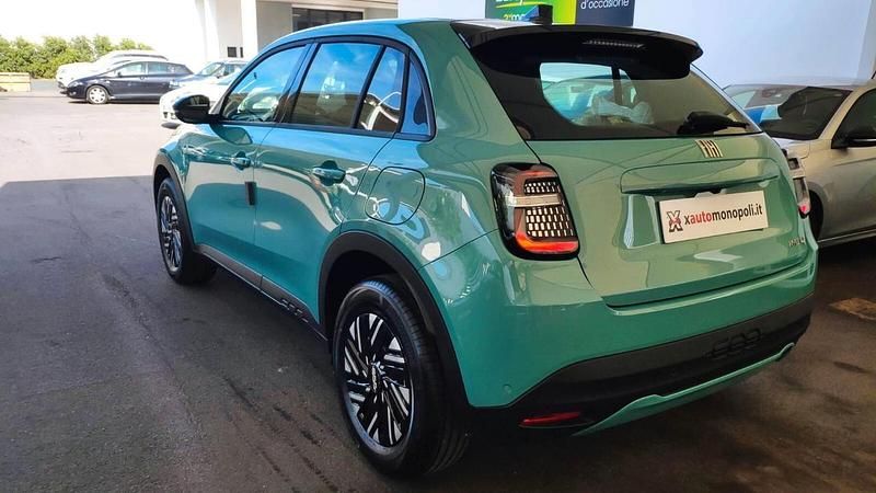 Nuova Fiat 600 101 CV (74 kW) 2025 Blu Station wagon