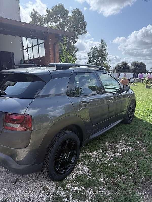 Usata Citroën C4 PureTech 82 CV (60 kW) 2017 Grigio SUV