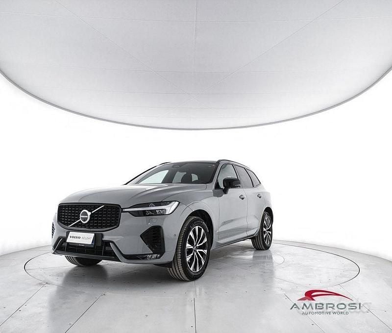 Usata Volvo XC60 Plus 250 CV (183 kW) 2025 Grigio SUV