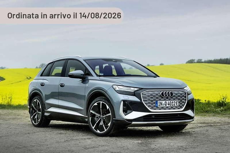 Usata Audi Q4 e-tron S-Line 77 kW (105 CV) 2023 Argento SUV