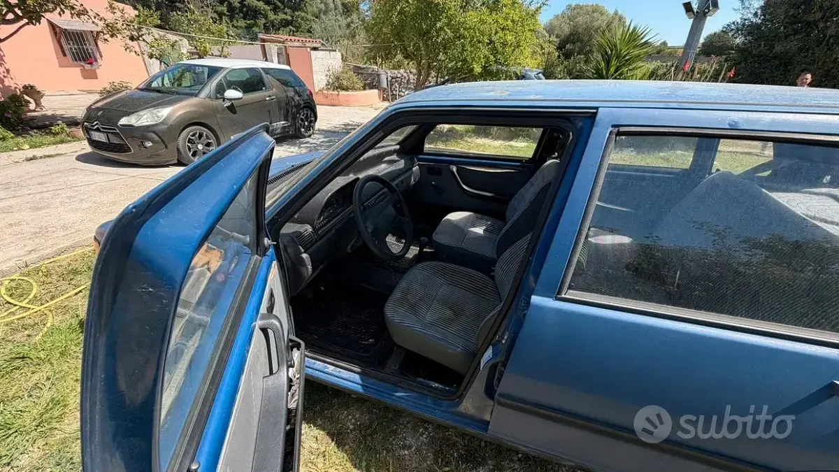 Usata Fiat Uno 50 CV (36 kW) 1992 Blu Utilitaria