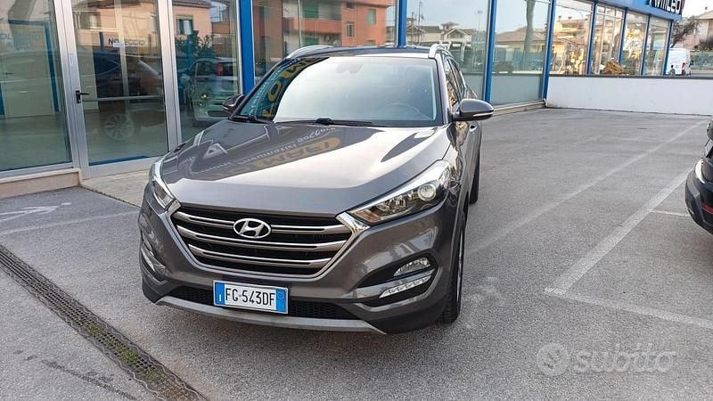 Usata Hyundai Tucson Edition 116 CV (85 kW) 2017 Marrone SUV